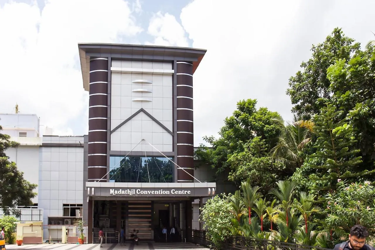 Palette - Madathil Regency Hotell Kondālseri
