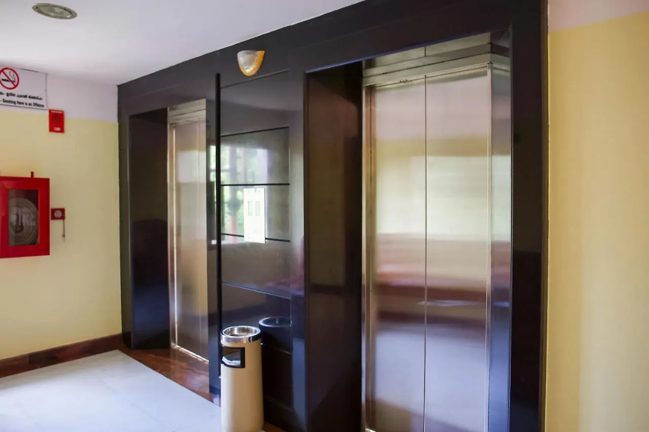 Palette - Madathil Regency Hotell Kondālseri