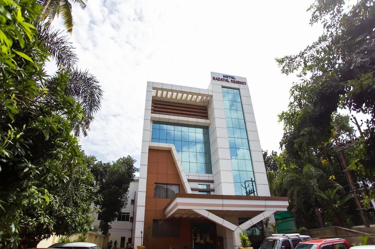 ***  Palette - Madathil Regency Hotell Kondālseri Indien
