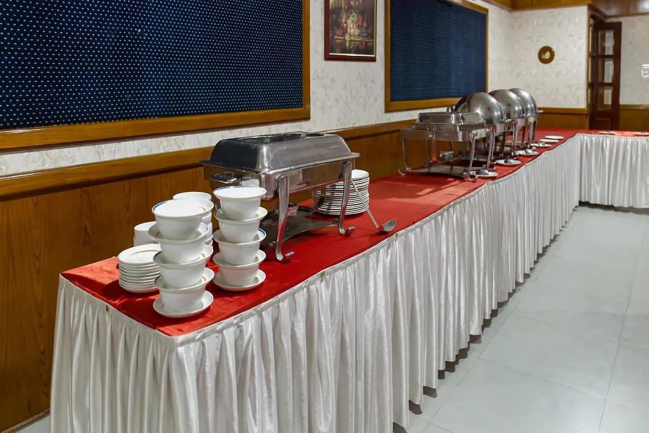 Palette - Madathil Regency Hotell Kondālseri