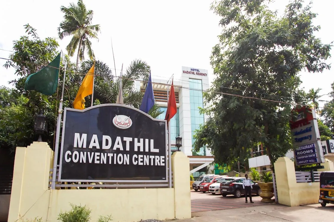 Palette - Madathil Regency Hotell Kondālseri
