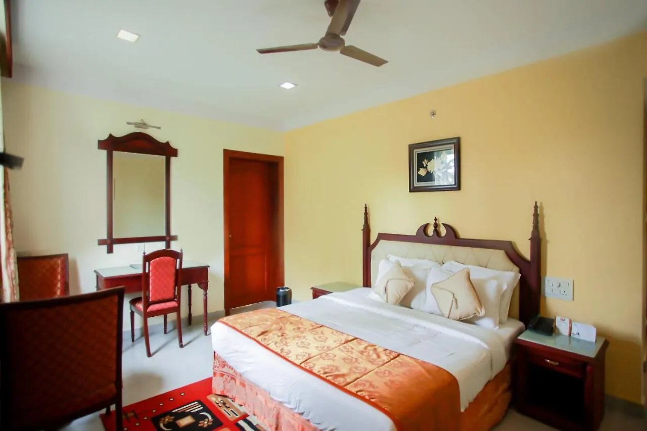 Palette - Madathil Regency Hotell Kondālseri