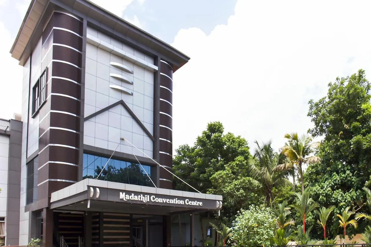 Palette - Madathil Regency Hotell Kondālseri